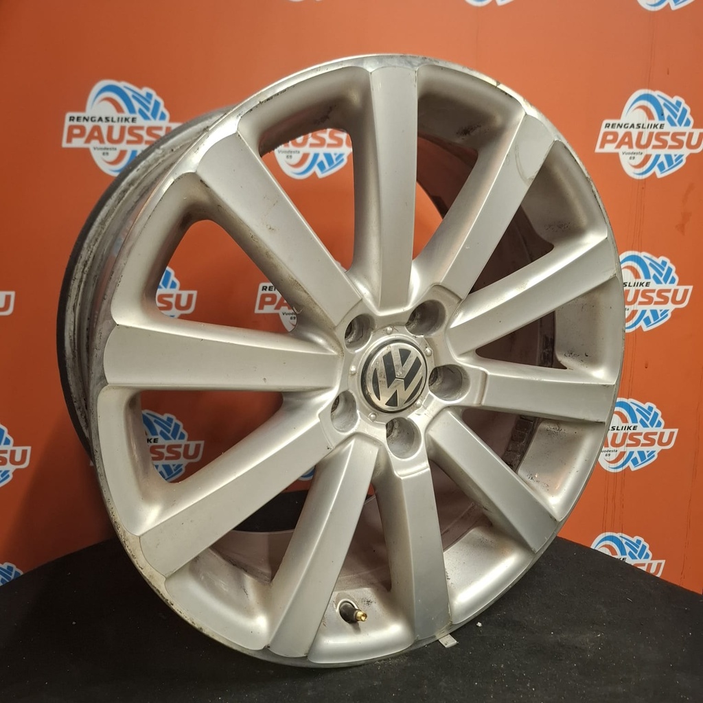 Käytetty VOLKSWAGEN vannesarja 5x112 ET 44 KR 57,1 8x18"