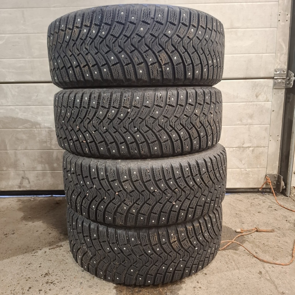 205/55R16 94T Michelin X-Ice North Käytetty nastarengas 7mm DOT-12