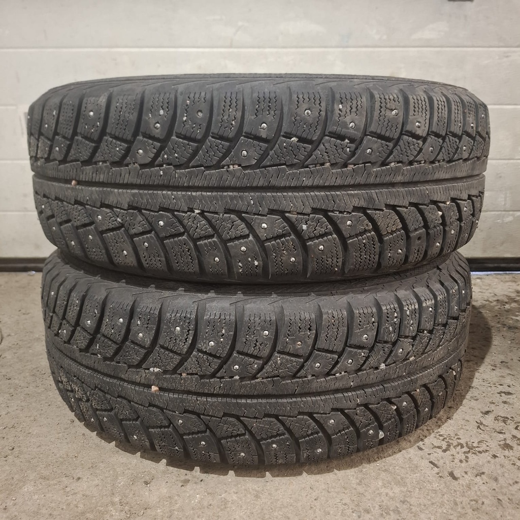 195/65R15 91T Gislaved NordFrost 5 Käytetty nastarengas 7mm DOT-12