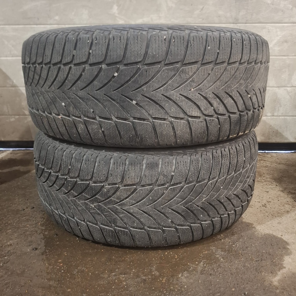 225/50R17 98T Goodyear Ultragrip Ice 2 Käytetty kitkarengas 4mm DOT-15