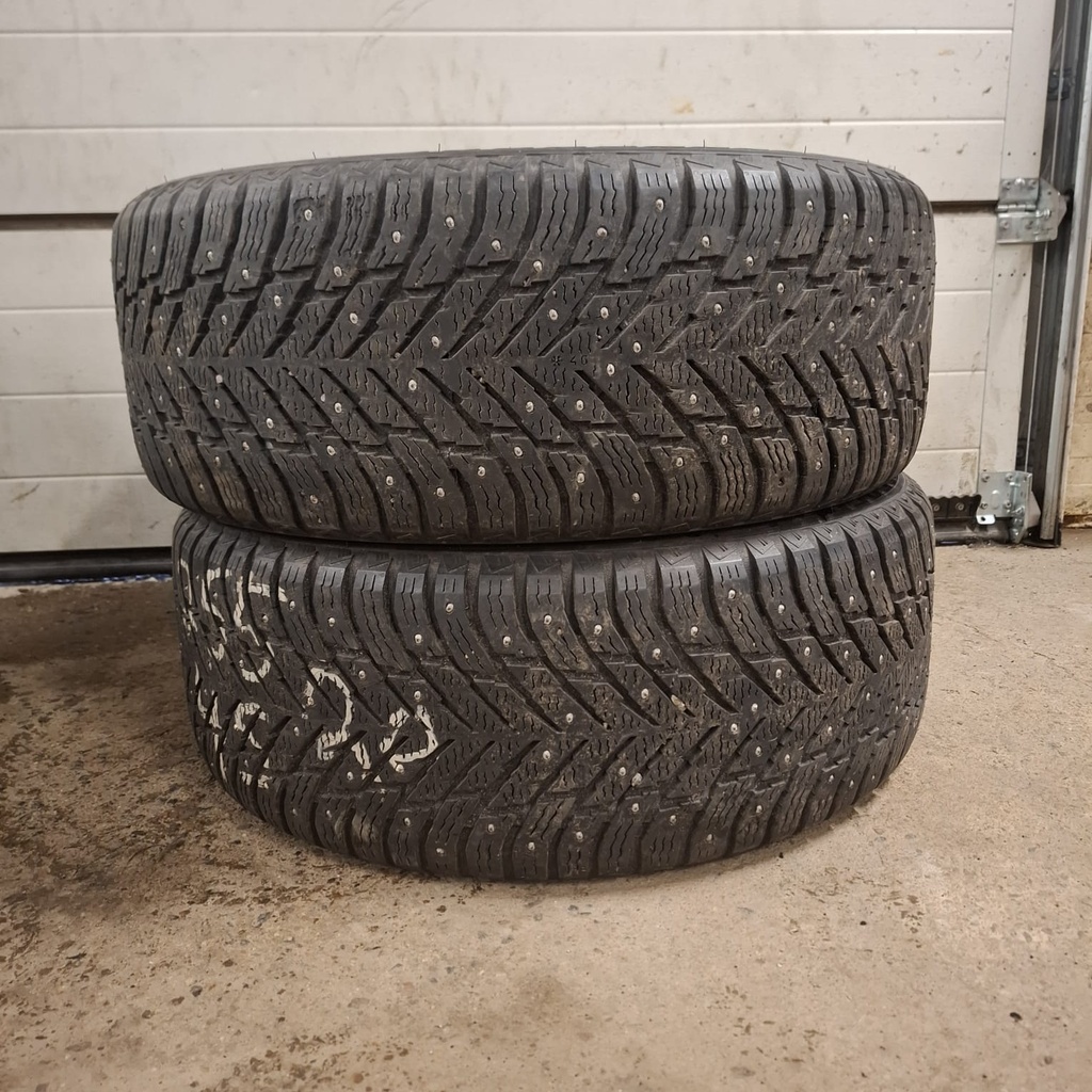 255/45R20 105T XL Nokian Tyres Hakkapeliitta 10 EV Käytetty nastarengas 7mm DOT-21
