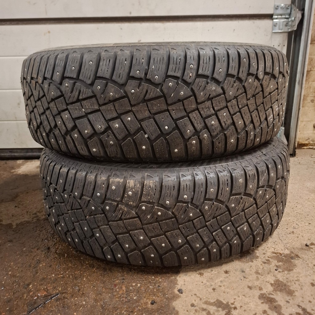 195/65R15 95T XL Continental IceContact 2 Käytetty nastarengas 5mm DOT-16