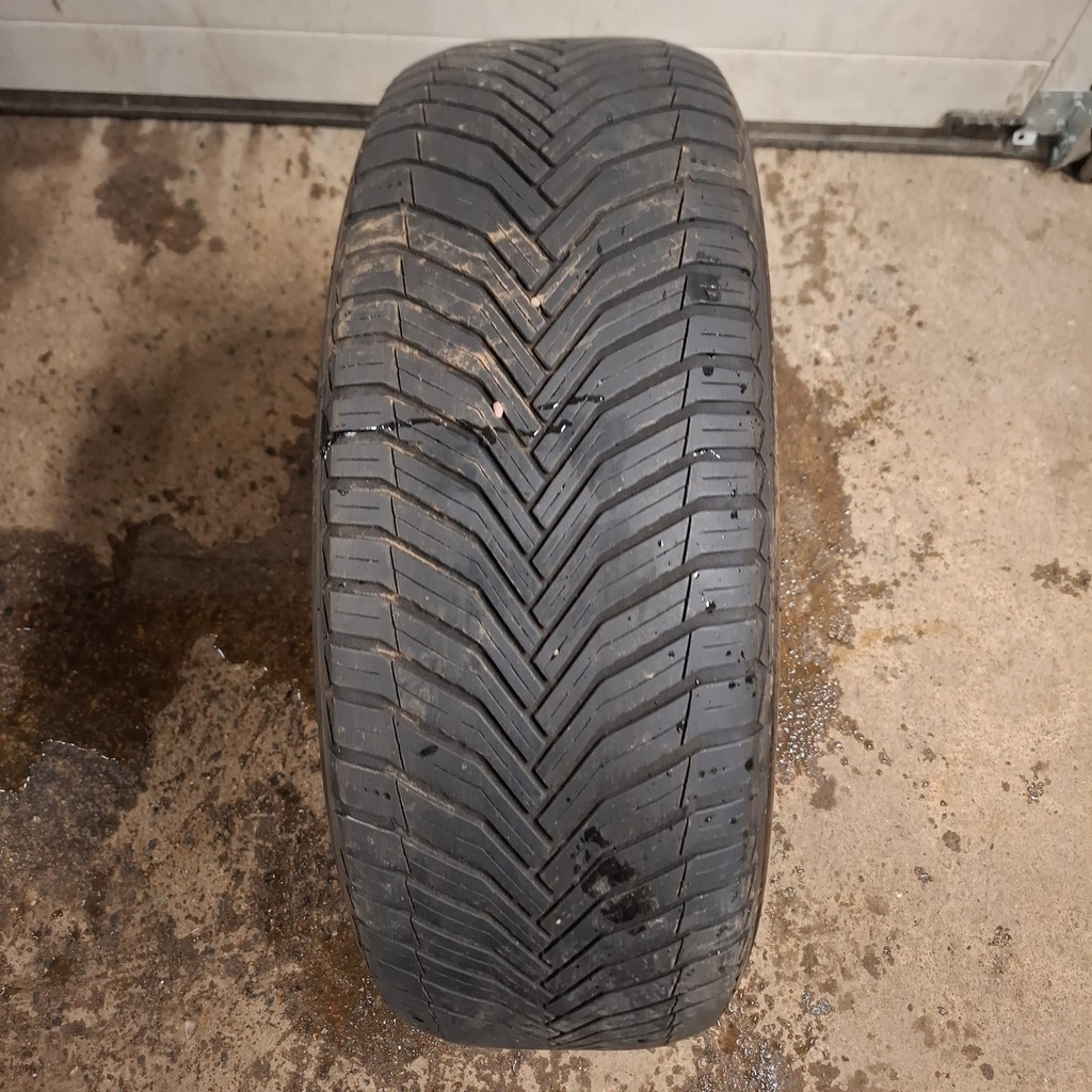 235/55R19 105H XL Michelin CrossClimate 2 Käytetty kesärengas 4,5mm DOT-22