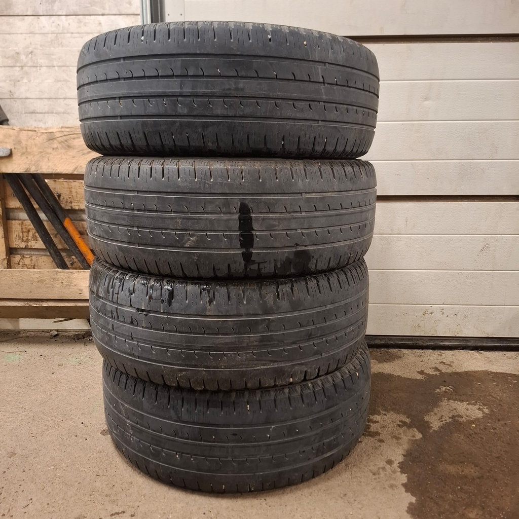 225/55R18 98V Goodyear EfficientGrip SUV Käytetty kesärengas 3-3,5mm DOT-18