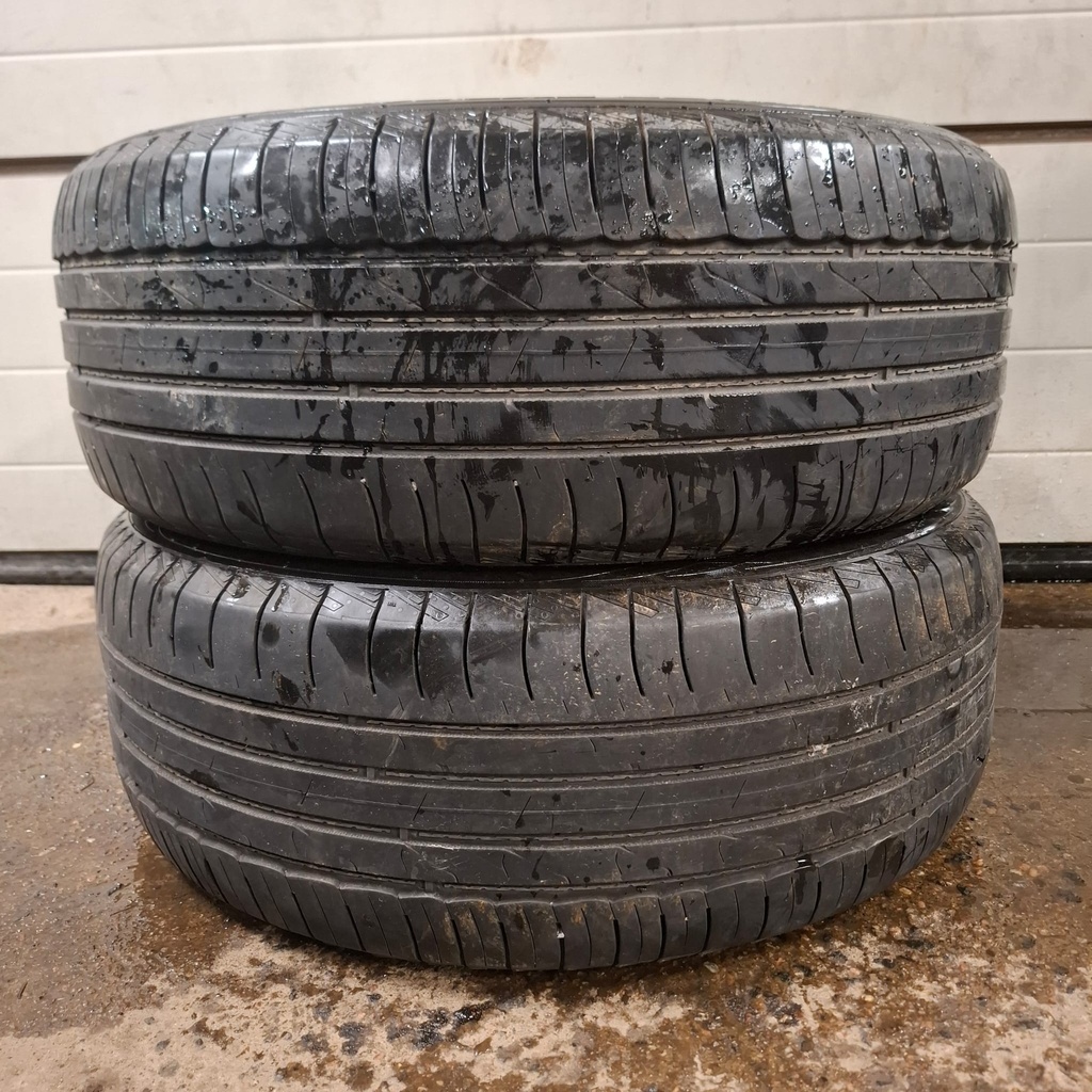 235/55R18 100V Nokian Tyres Hakka Blue 3 SUV Käytetty kesärengas 4-5mm DOT-22