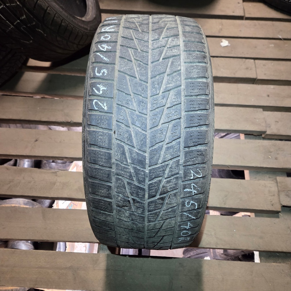 245/40R17 91H Bridgestone Blizzak LM-22 Käytetty kesärengas 3mm DOT-08