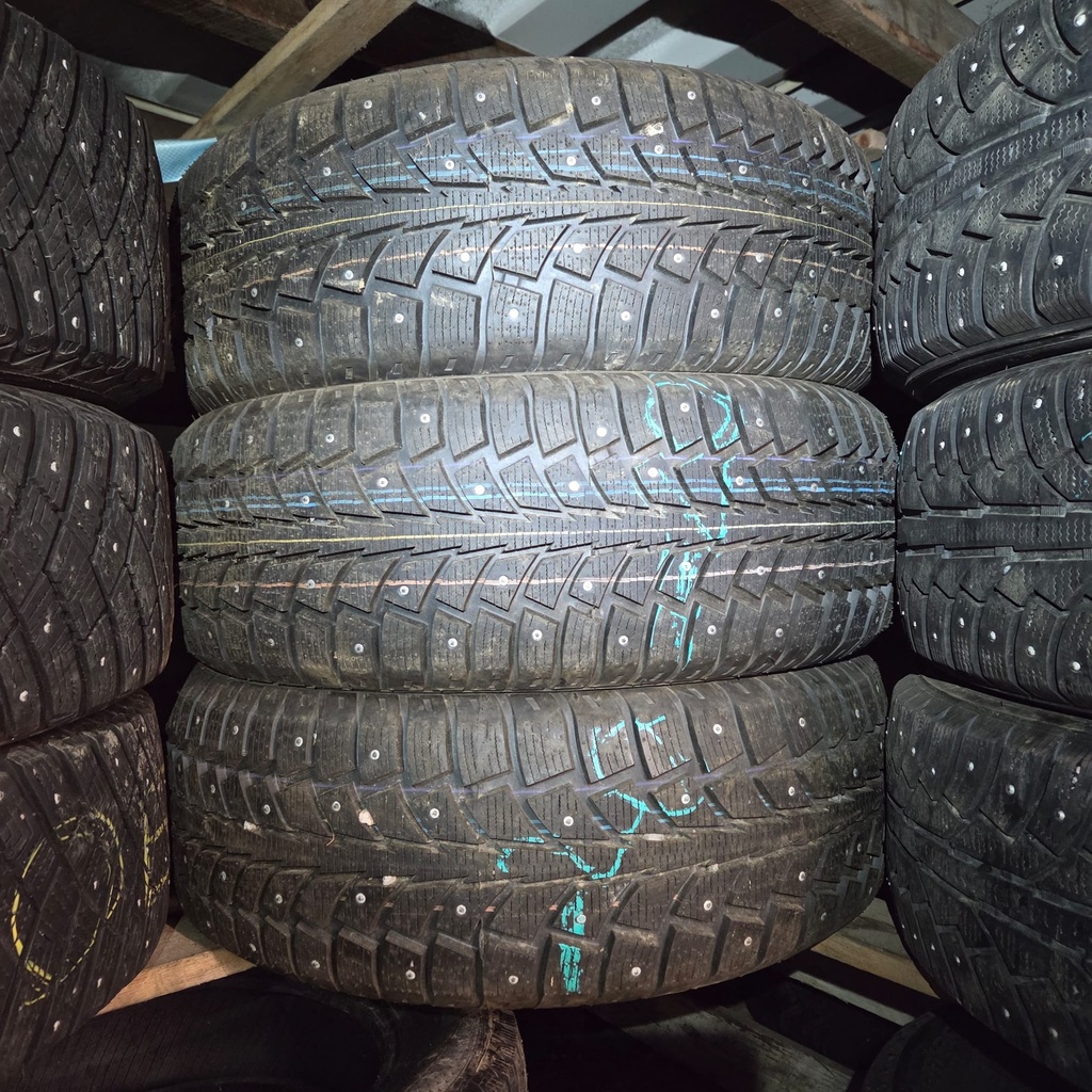 235/65R17 108T Lappi Jää-Ahma Ajamaton nastarengas DOT-20