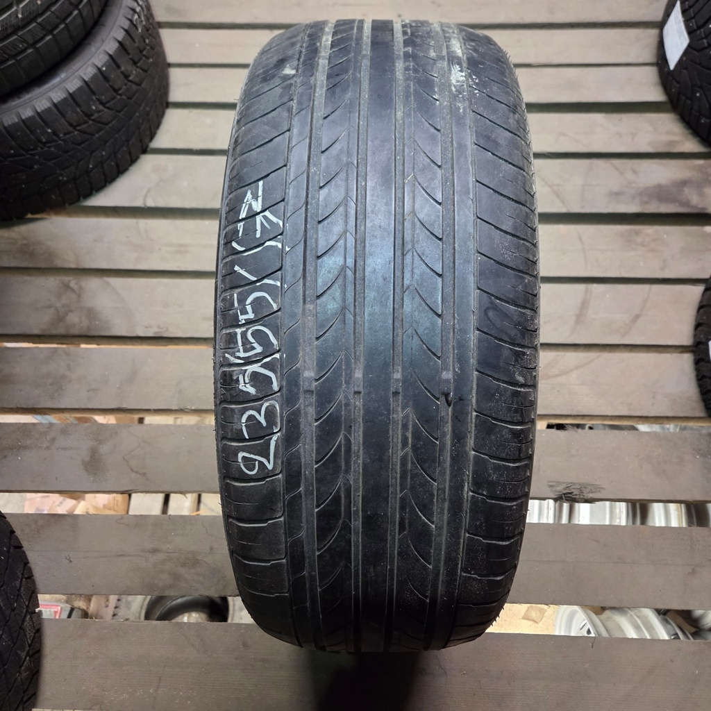 235/55ZR17 103W Nankang Noble Sport NS-20 Käytetty kesärengas 4,5mm DOT-11