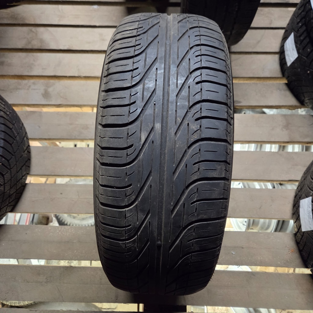 235/55R17 99W Pirelli P6000 Käytetty kesärengas 4mm DOT-06