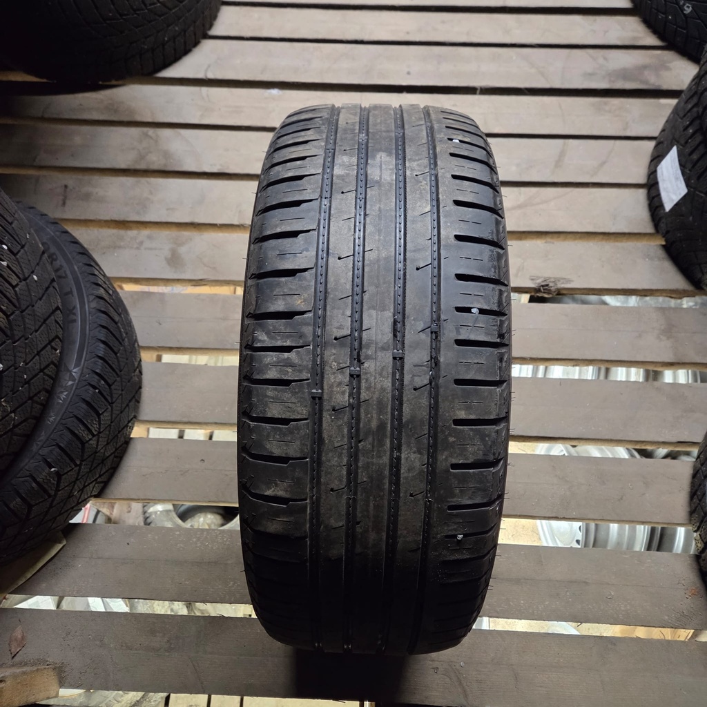 235/55R17 103V Nokian Hakka Blue 2 SUV Käytetty kesärengas 4,5mm DOT-18