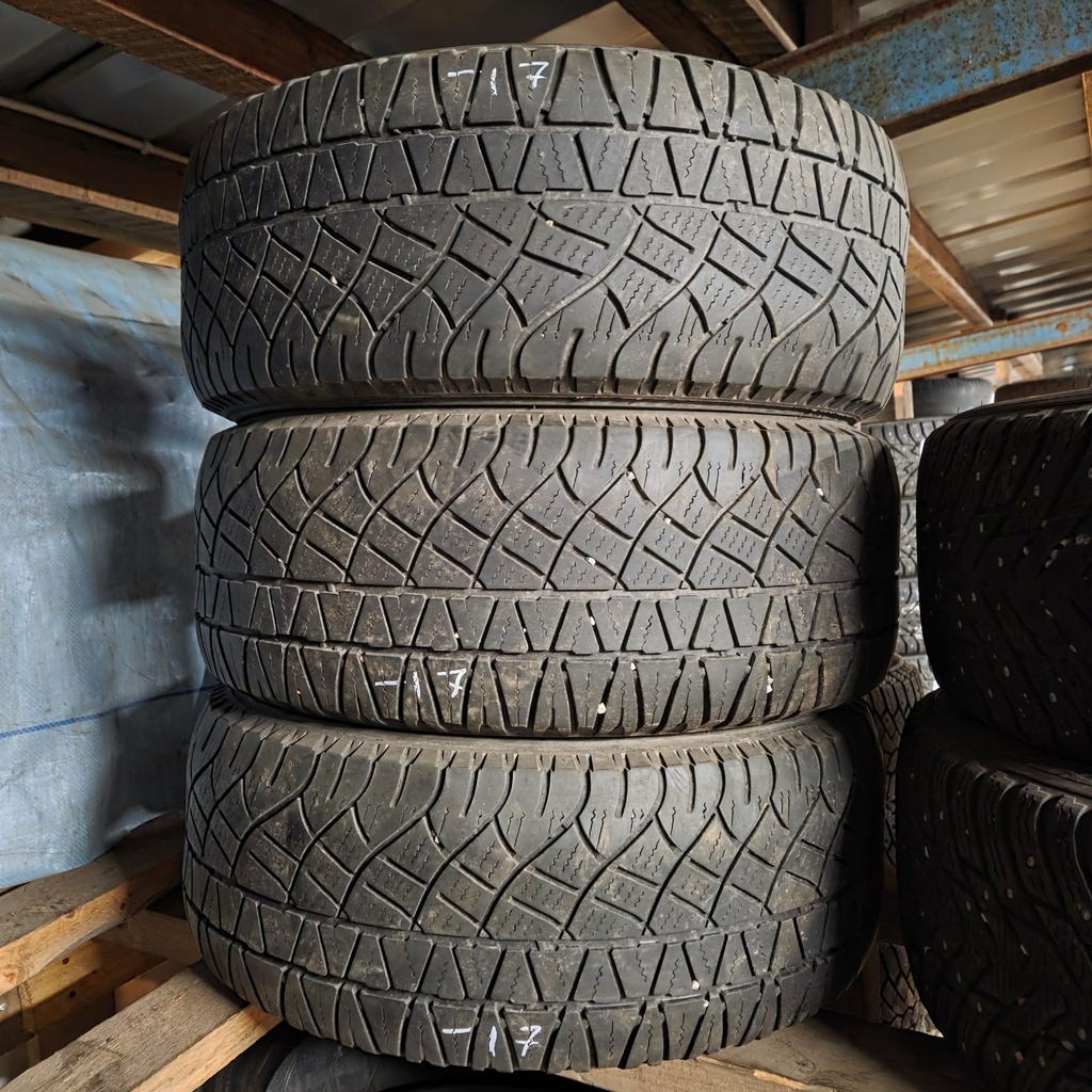 235/55R17 103H Michelin Latitude Cross Käytetty kesärengas 3,5-4,5mm DOT-17