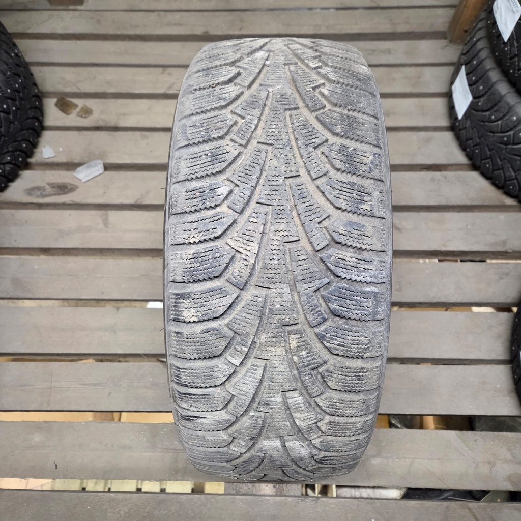 235/45R17 97R XL Nokian Hakkapeliitta RSi Käytetty kitkarengas 6mm DOT-04