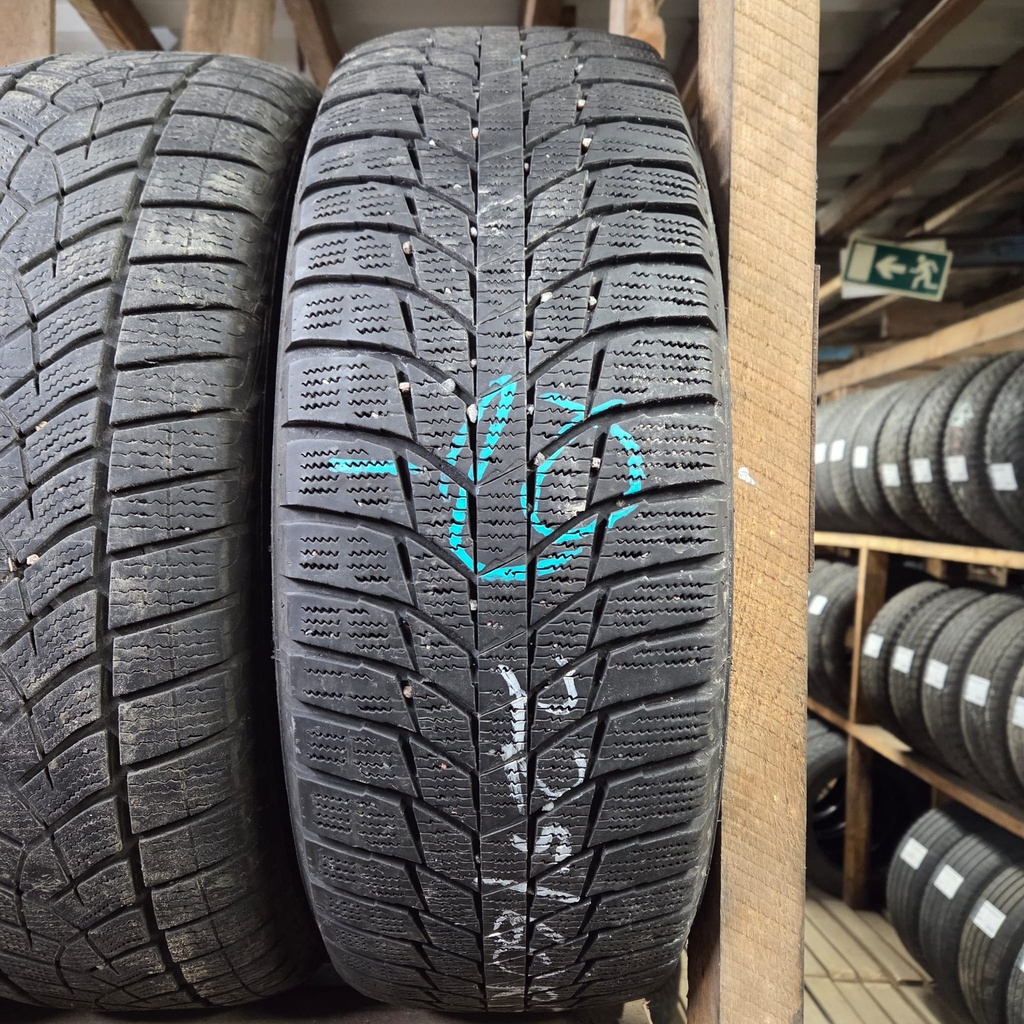 225/60R17 103R Triangle Snowlink Käytetty kitkarengas 6,5mm DOT-20