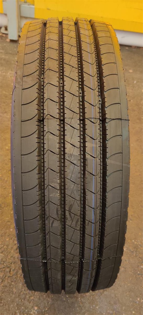 215/75R17.5 135/133L DYNAMO MAR26 STEER & TRAILER 16PR REGIONAL