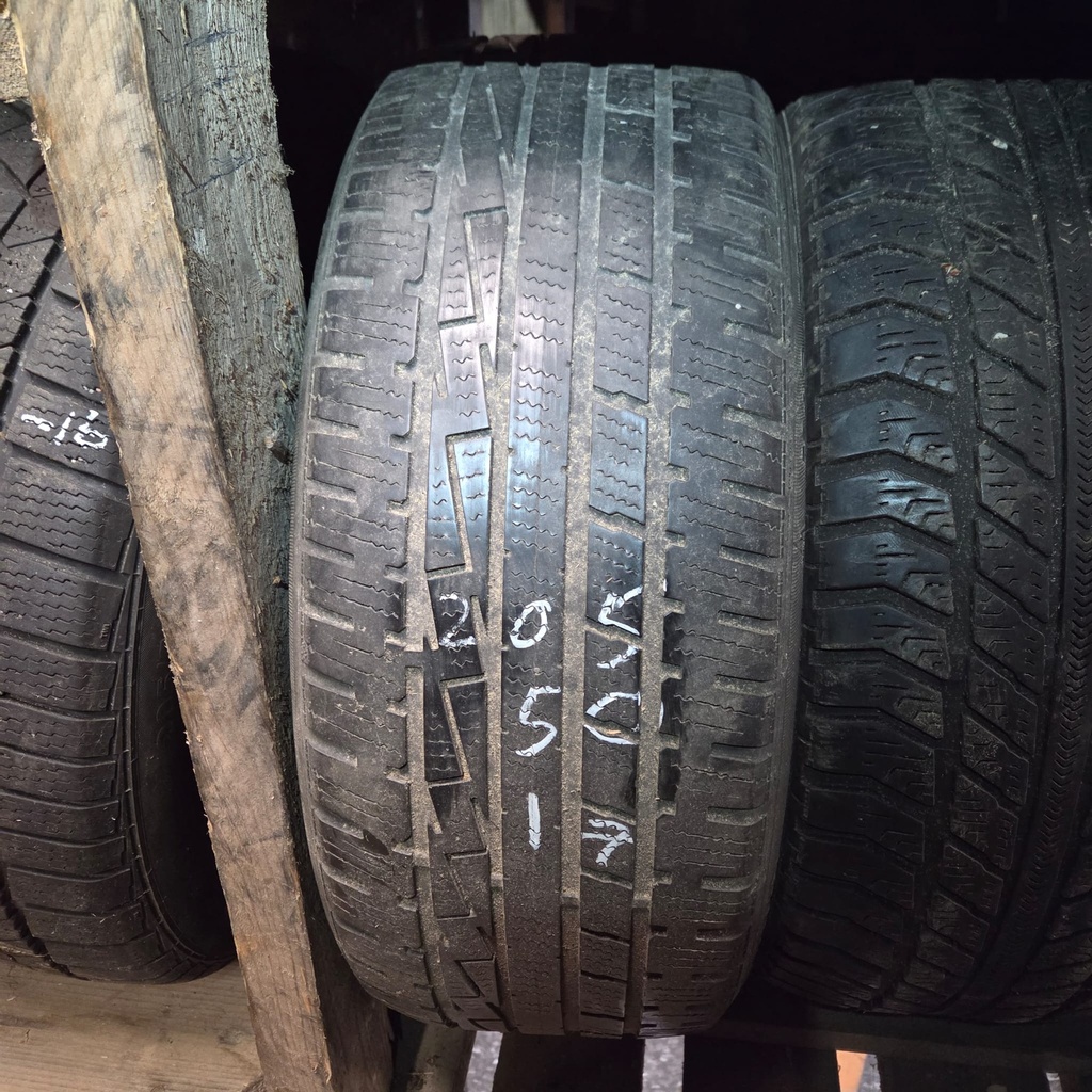205/50R17 93V Goodyear UltraGrip Performance Käytetty kitkarengas 3mm DOT-07