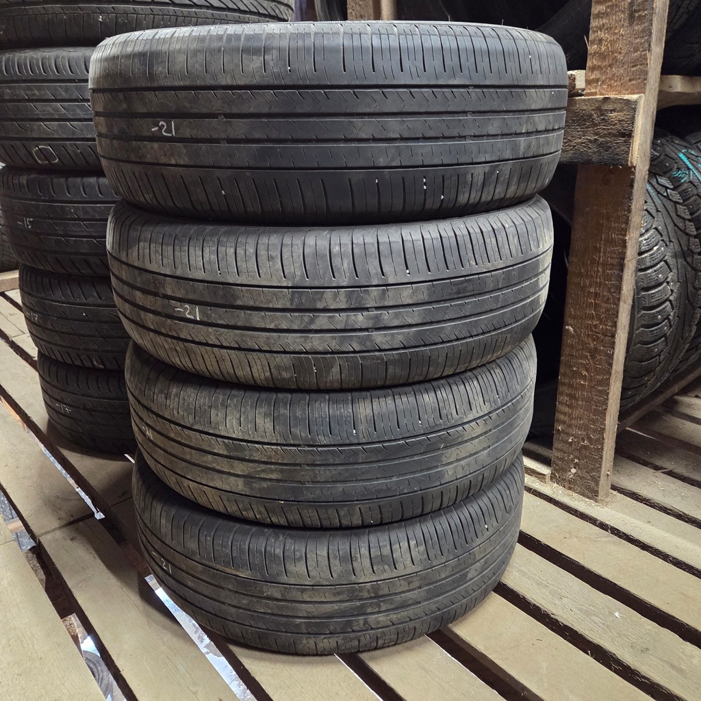 215/60R17 96V Winrun R380 Käytetty kesärengas 3-4mm DOT-21