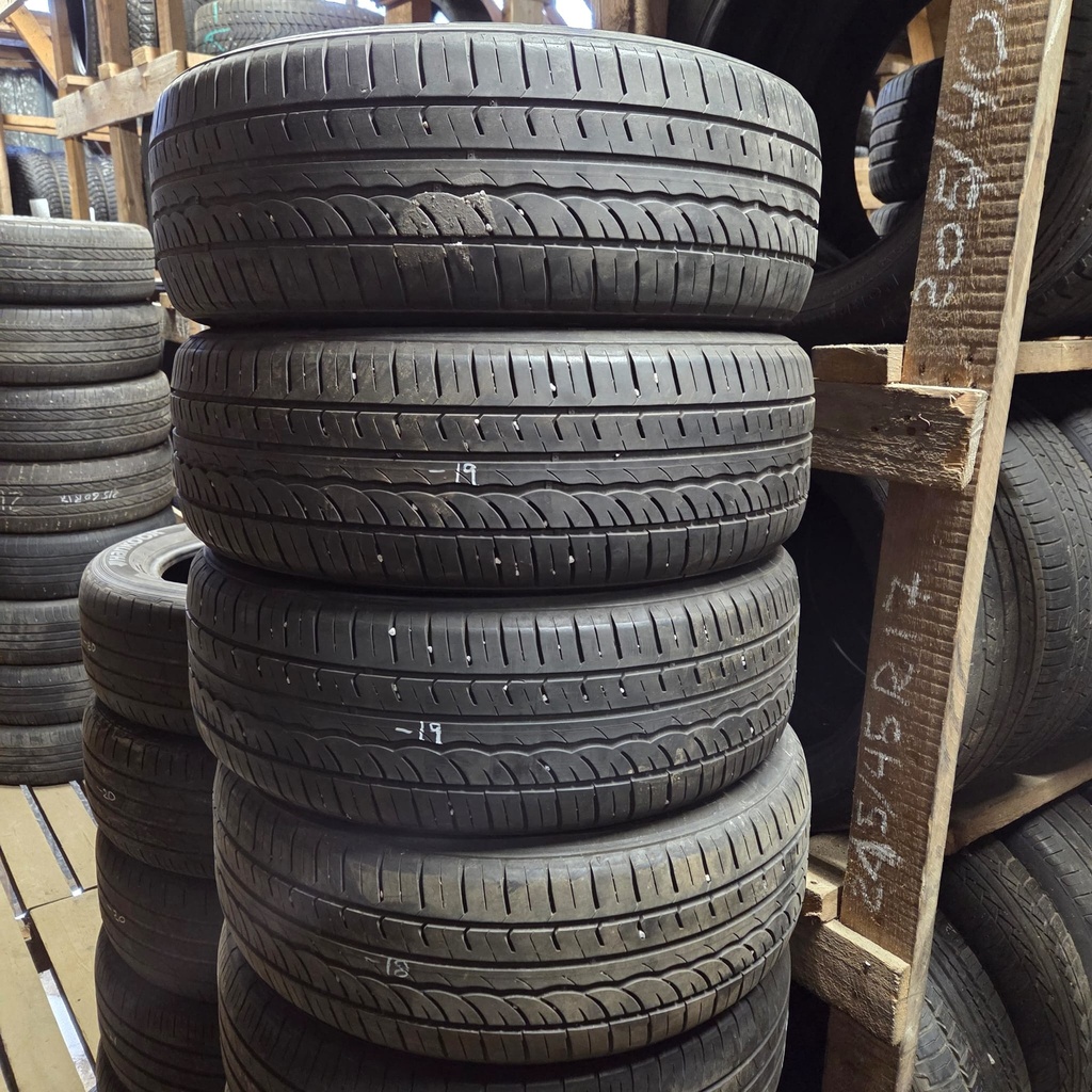 215/60R17 100H Radar RPX-800+ Käytetty kesärengas 3-4mm DOT-18 ja -19