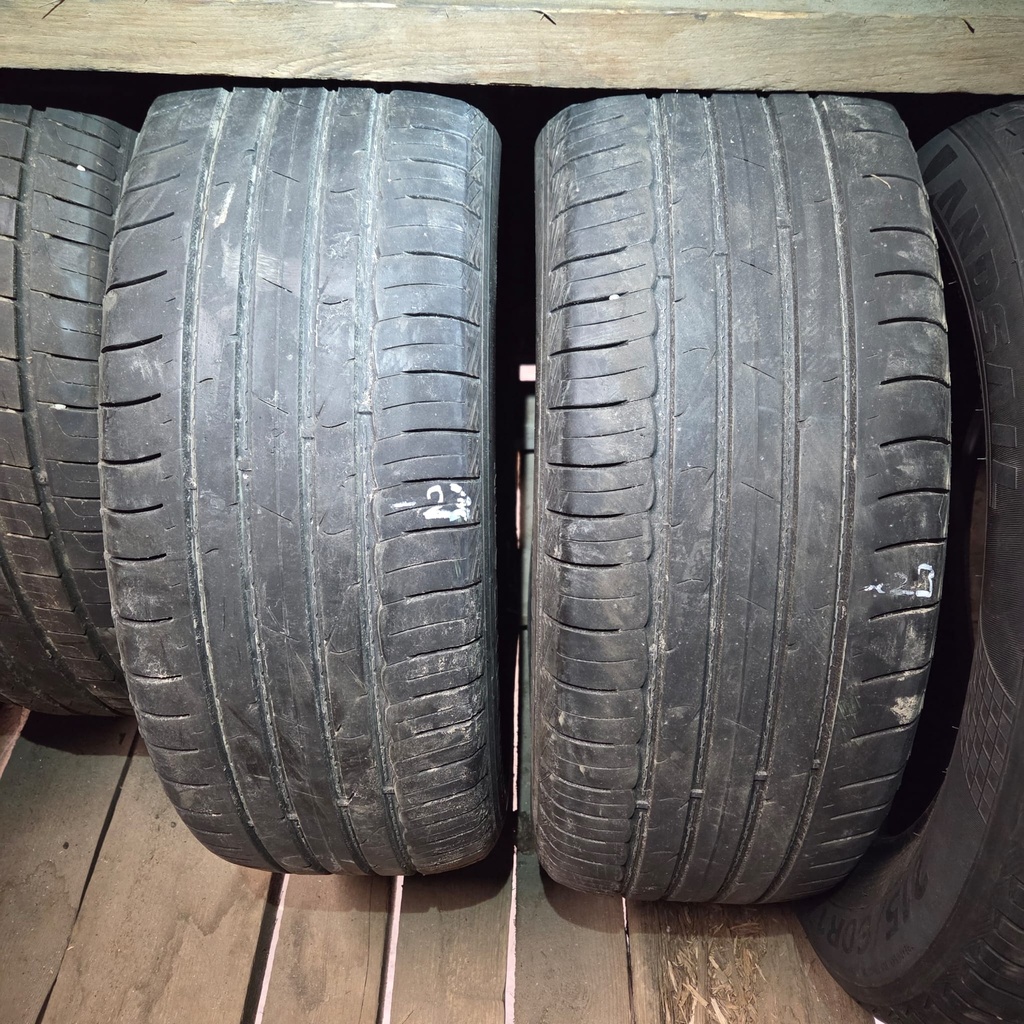 215/60R17 100H Nokian Hakka Blue 3 SUV Käytetty kesärengas 4mm DOT-23