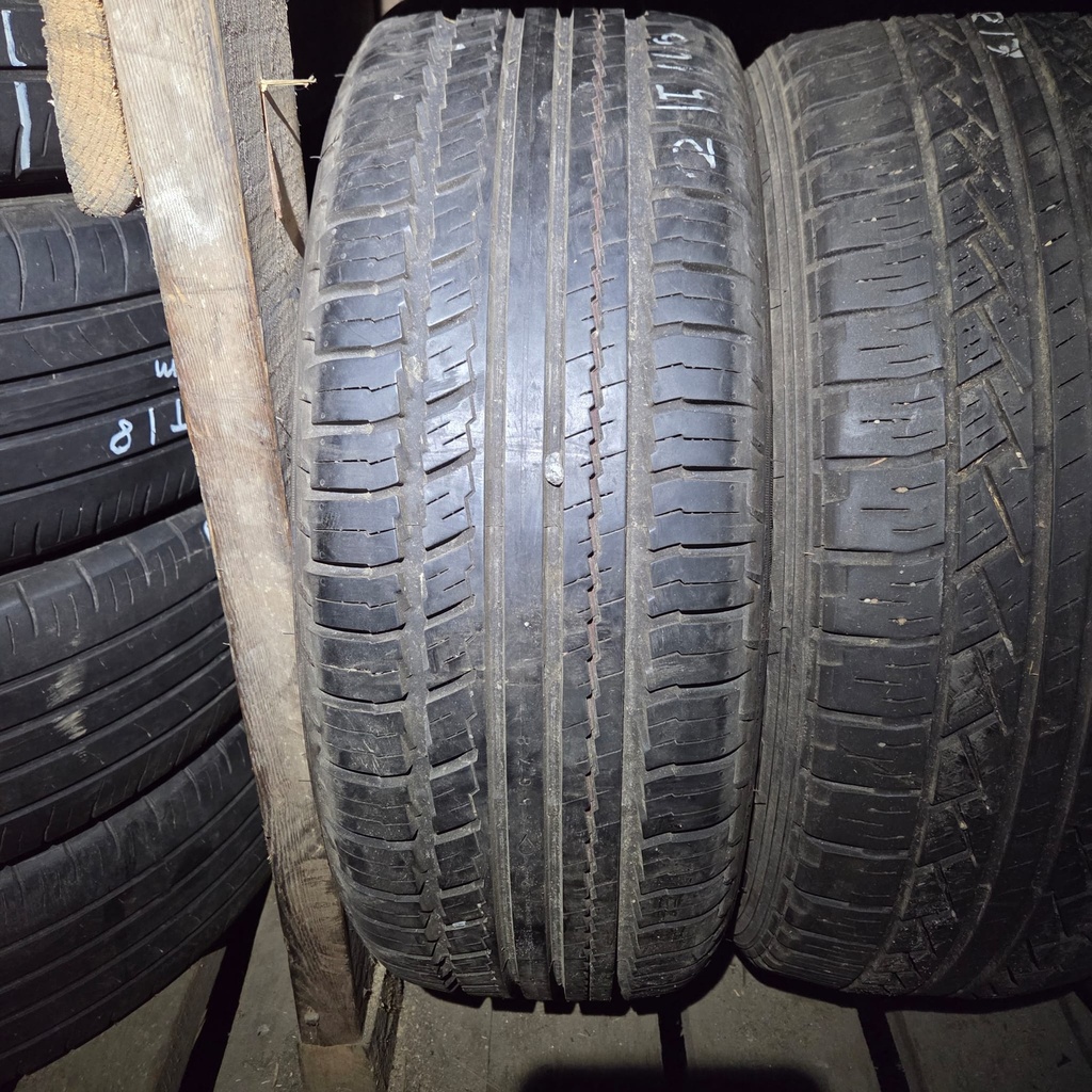 215/60R17 100H Nokian Hakka Sport Utility Käytetty kesärengas 8mm DOT-13