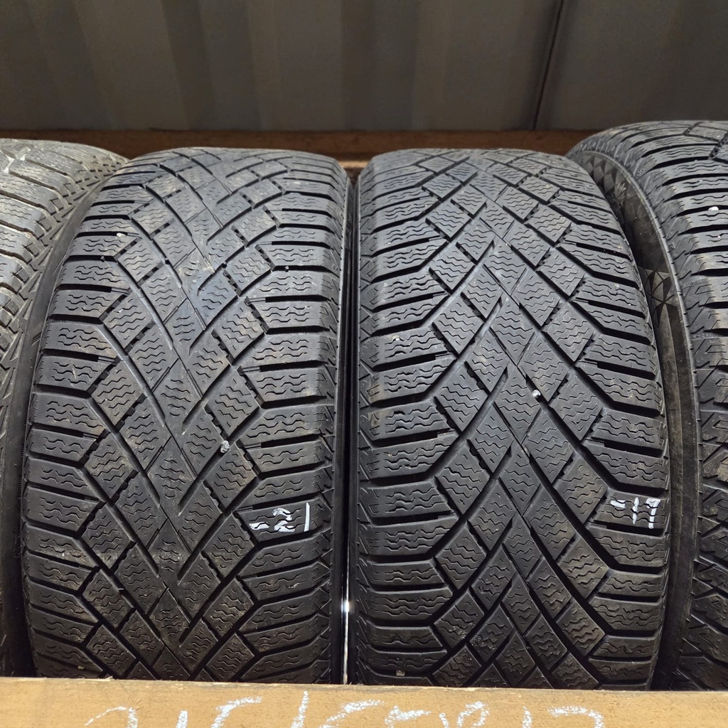215/55R17 98T XL Continental VikingContact 7 Käytetty kitkarengas 4-5mm DOT-19 ja -21