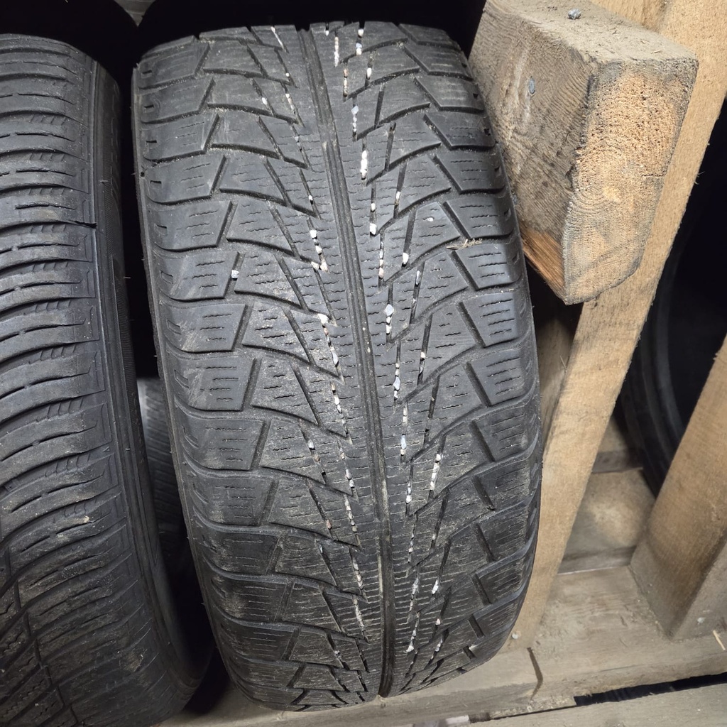 215/55R17 98T Nankang Snow Viva SV-1 Käytetty kitkarengas 5,5mm DOT-16
