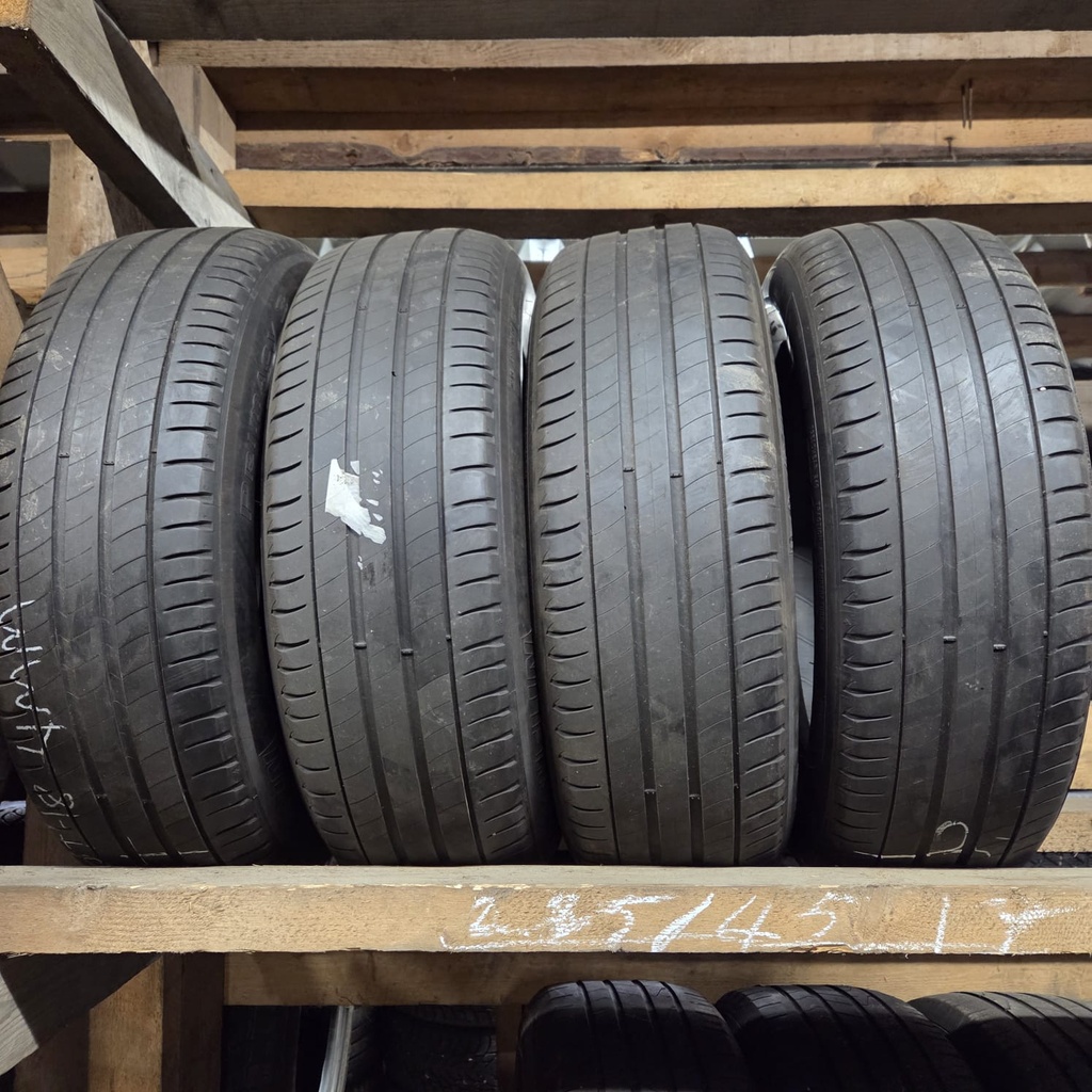 215/65R17 99V Michelin Primacy 3 Käytetty kesärengas 3,5-4mm DOT-18