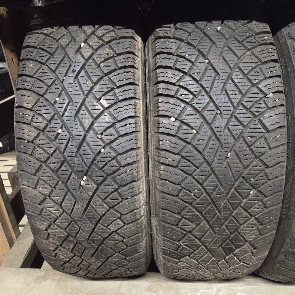 215/65R17 103R XL Nokian Hakkapeliitta R5 SUV Käytetty kitkarengas 7,5mm DOT-22