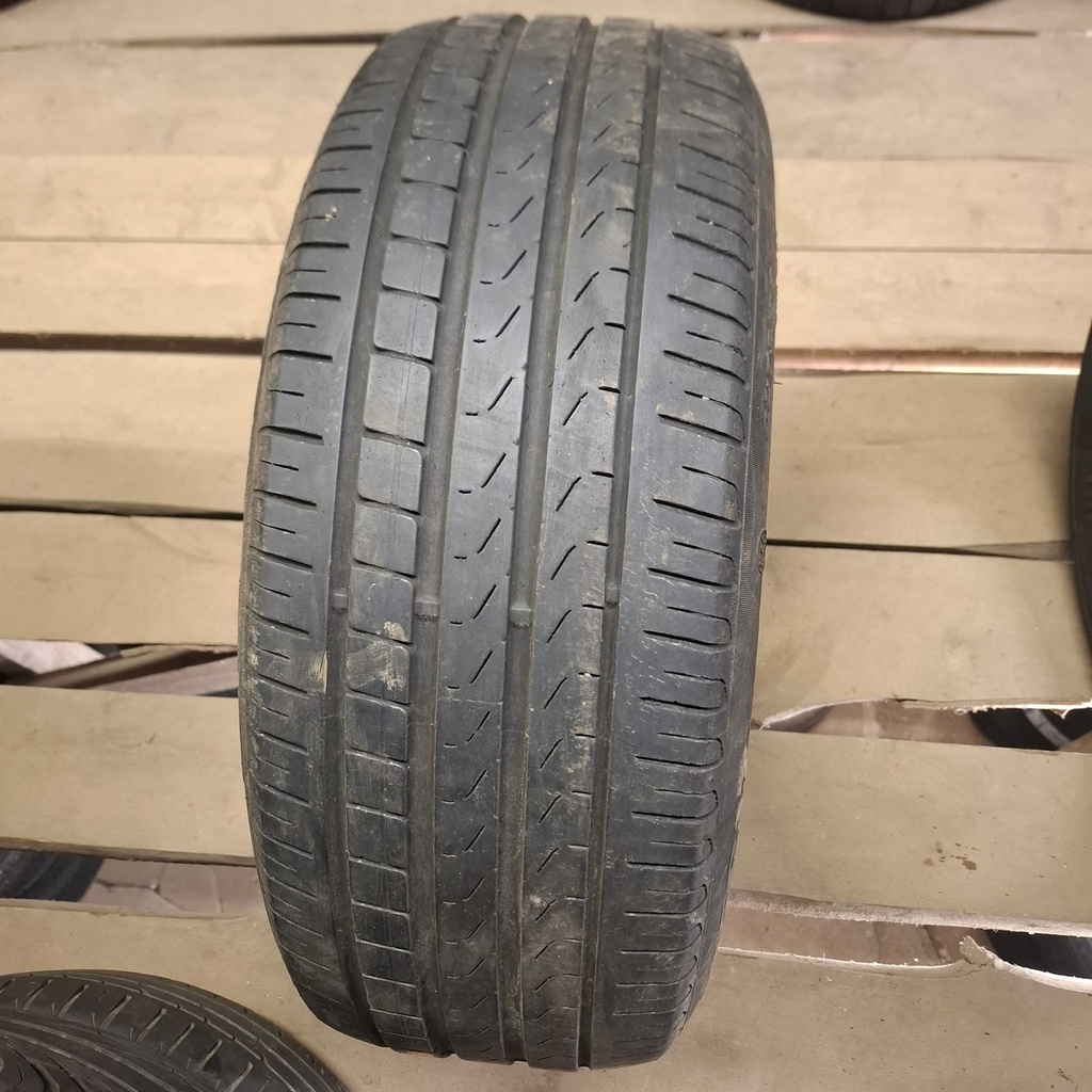225/55R17 97Y Pirelli Cinturato P7 runflat Käytetty kesärengas 4,5mm DOT-15