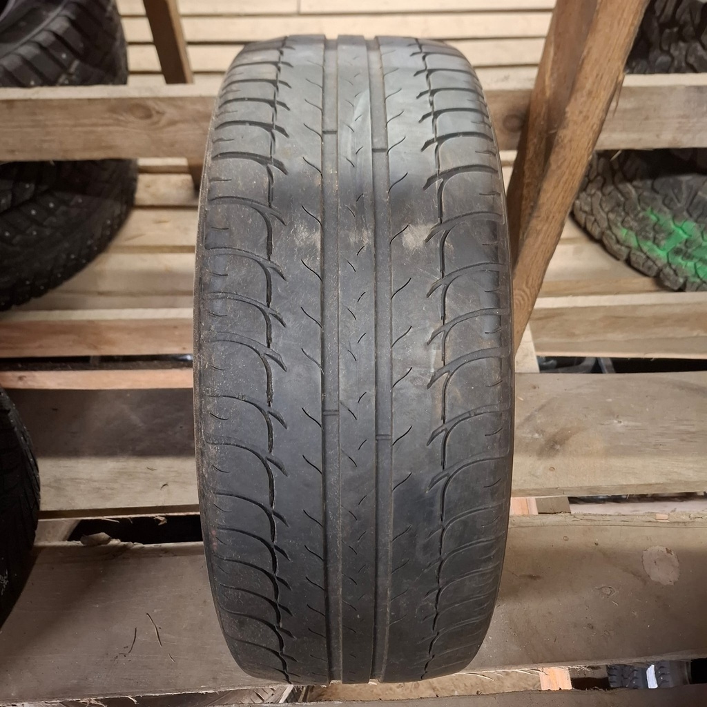 225/55R17 101W XL BFGoodrich g-Grip Käytetty kesärengas 3,5mm DOT-16