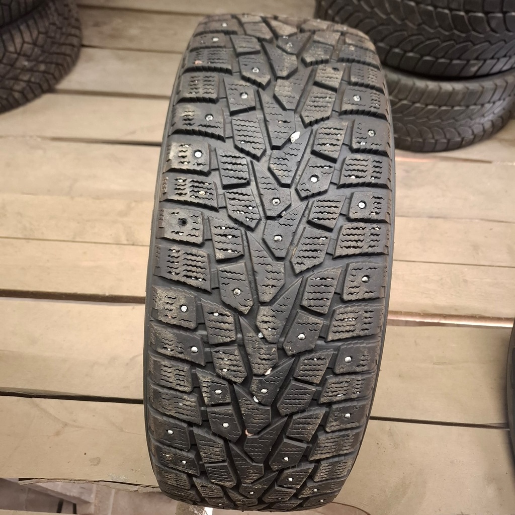 225/55R17 101T XL Falken Espia Ice Käytetty nastarengas 7mm DOT-17