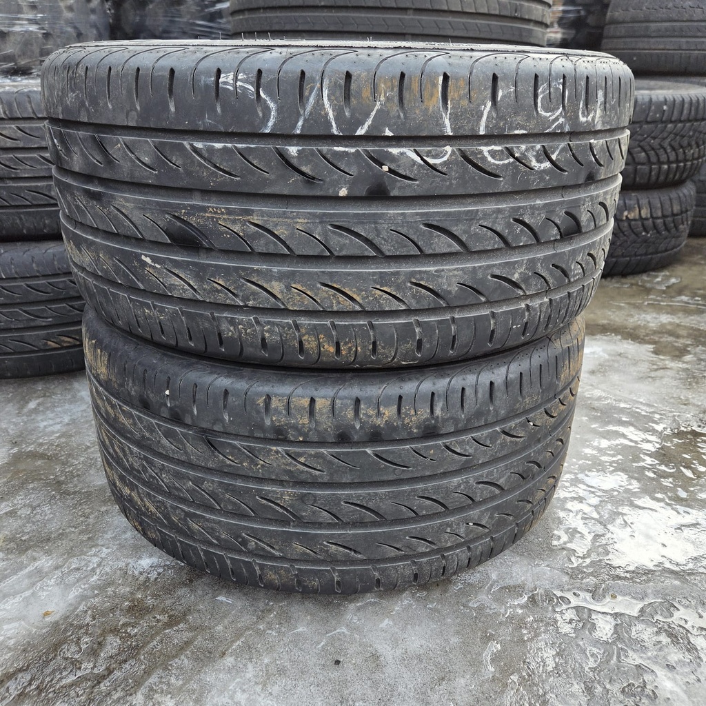 255/35ZR18 94Y Pirelli P Zero Nero GT Käytetty kesärengas 4,5mm DOT-20