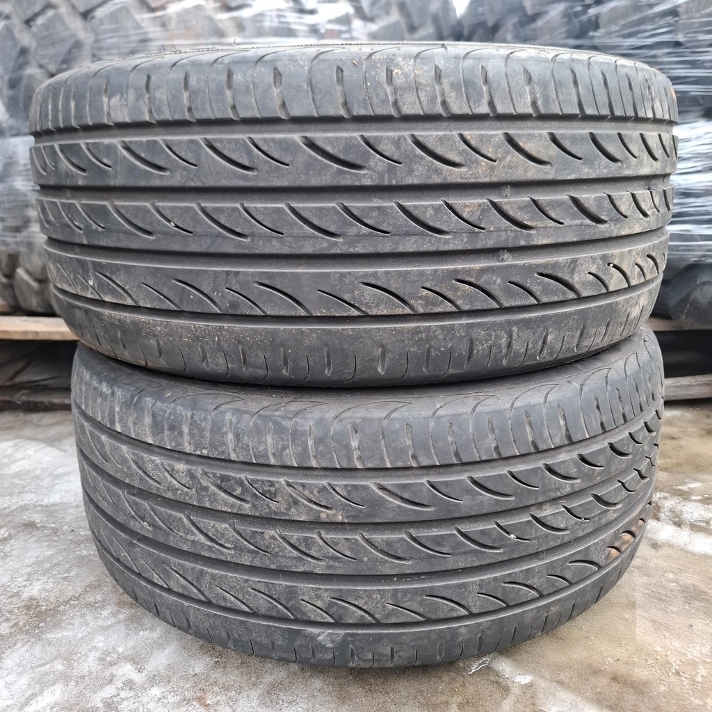 235/40ZR18 95Y Pirelli Pzero Nero GT Käytetty kesärengas 5-5,5mm DOT-20