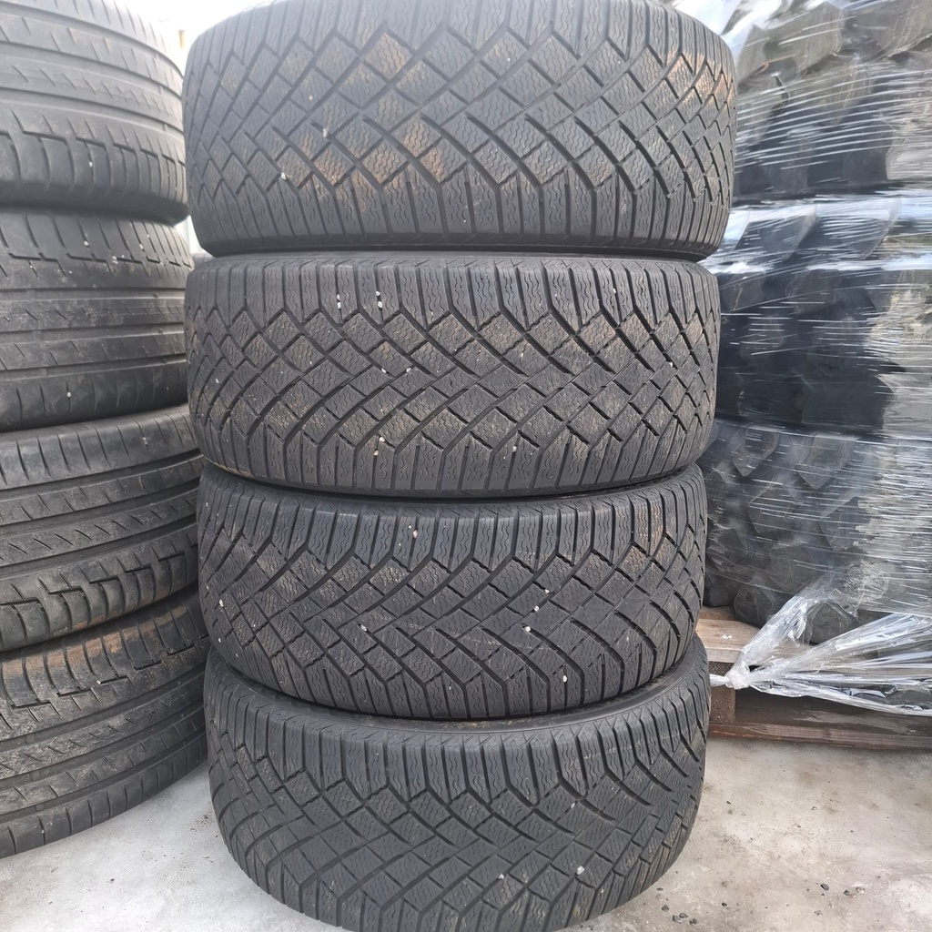 245/45R19 102T XL Continental VikingContact 7 Käytetty kitkarengas 5,5-6mm DOT-23
