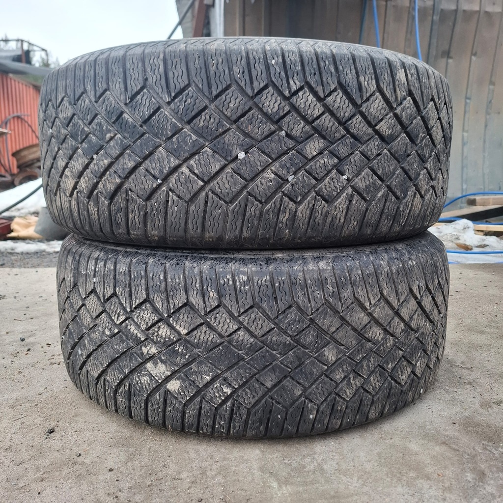 255/55R18 109T XL Continental VikingContact 7 Käytetty kitkarengas 6-6,5mm DOT-21