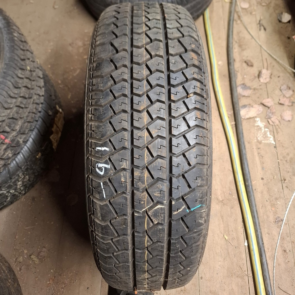 205/65R15 94H Michelin MXV Käytetty kesärengas 8mm DOT-91