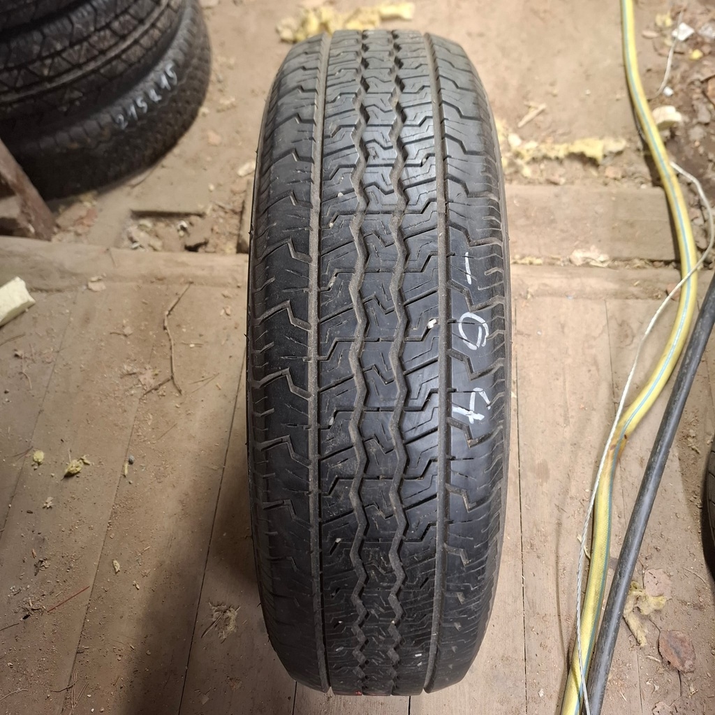 205/70R15 95S Merit Four Season 70 Käytetty kesärengas 6mm DOT-04