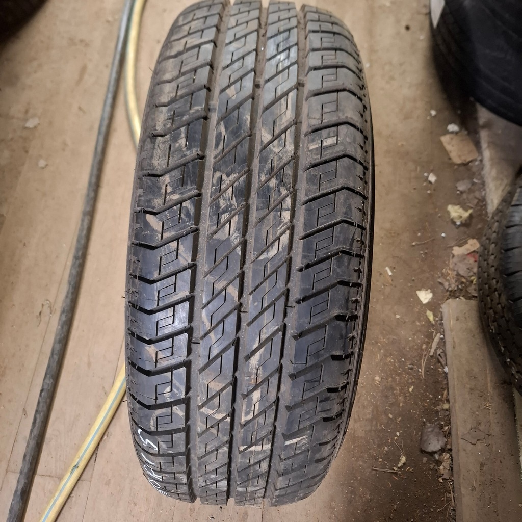 215/60R15 94W Michelin Pilot HX Käytetty kesärengas 9mm DOT-96