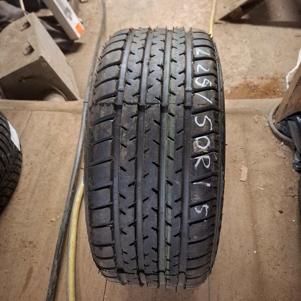 225/50R15 90H Pinnoitettu Käytetty kesärengas Ajamaton DOT-vanha
