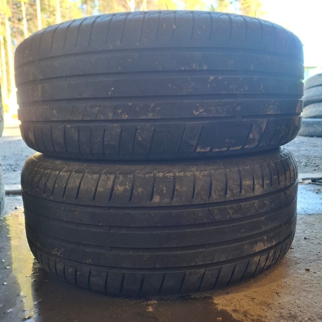 215/55R16 97W Bridgestone Turanza T005 Käytetty kesärengas 3-3,5mm DOT-18
