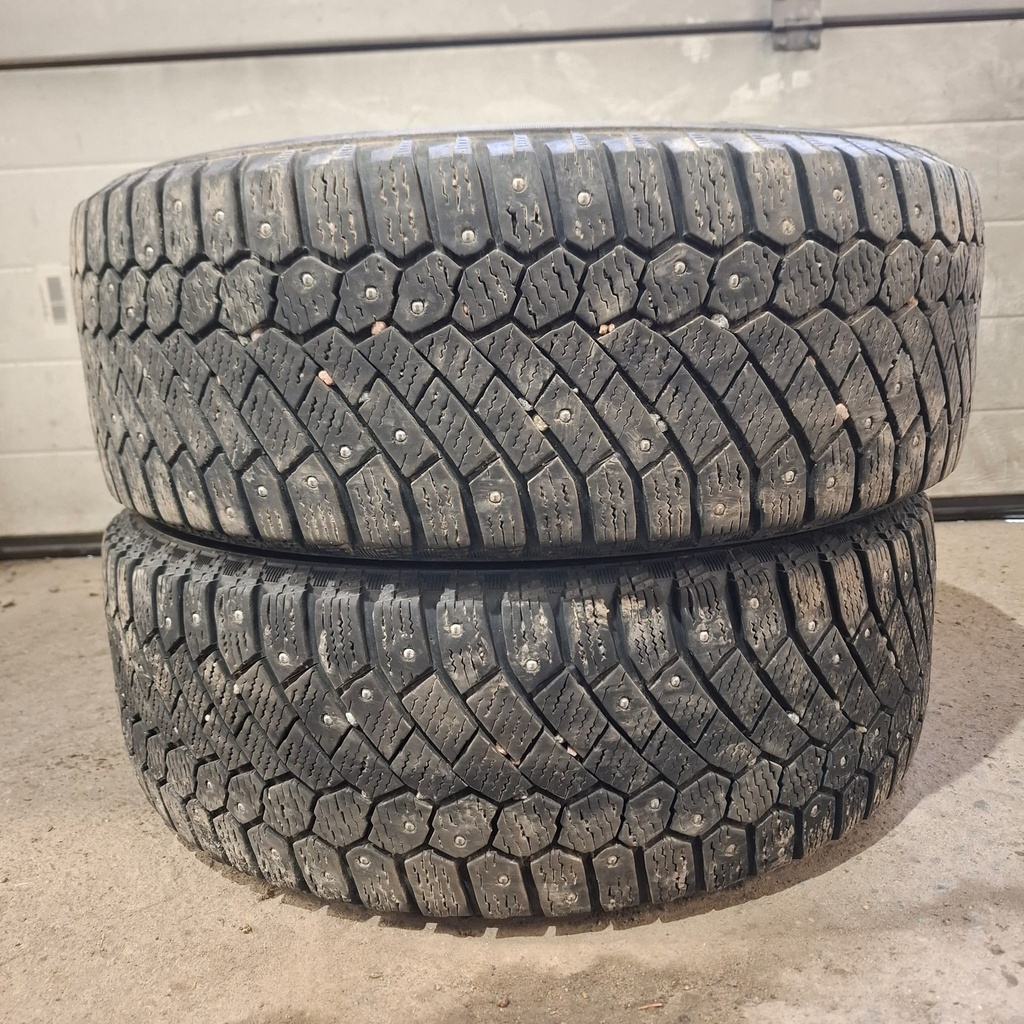 205/55R16 94T XL Continental IceContact Käytetty nastarengas 7mm DOT-14