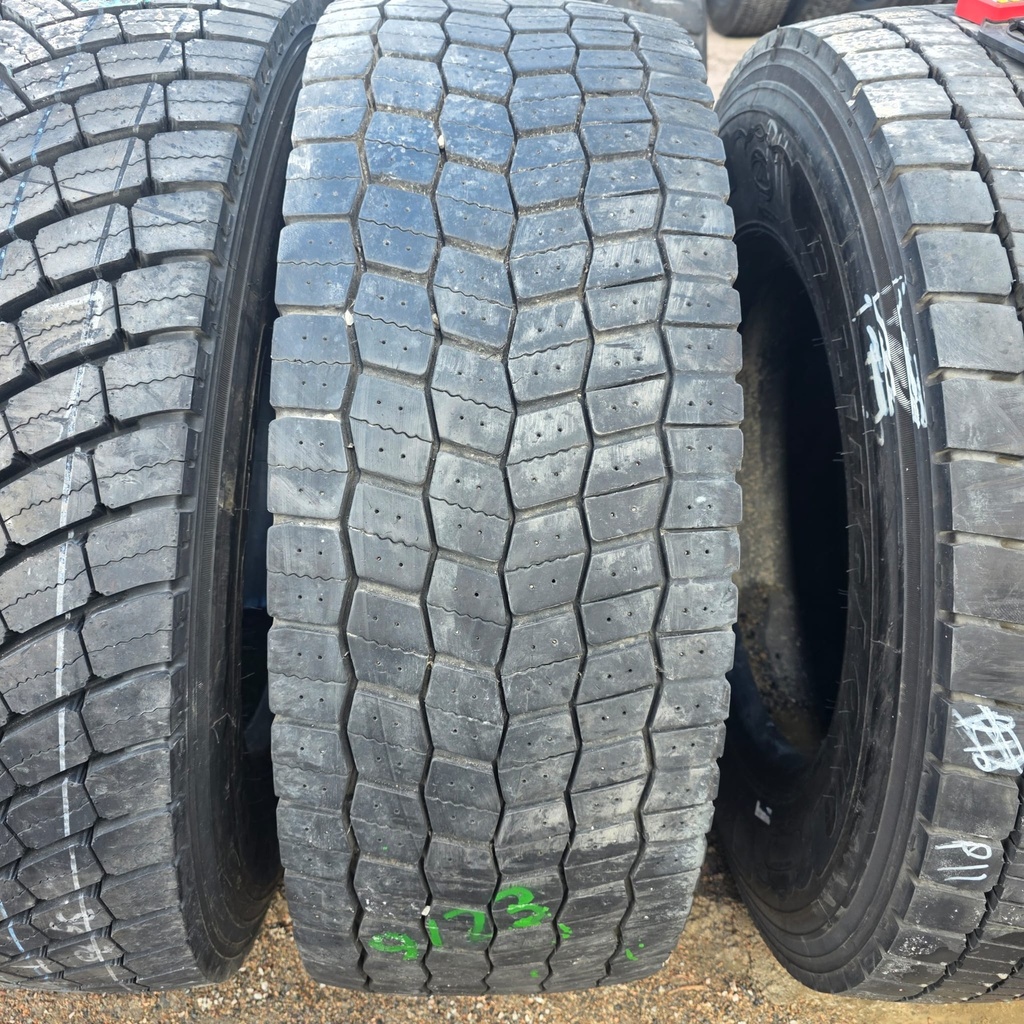 315/70R22.5 154/150L MICHELIN XDE Käytetty KA-rengas Veto DOT-19 1mm (KESÄ)