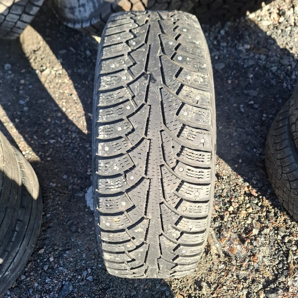 205/60R16 96T XL Nokian Nordman 5 Käytetty nastarengas 5,5mm DOT-14