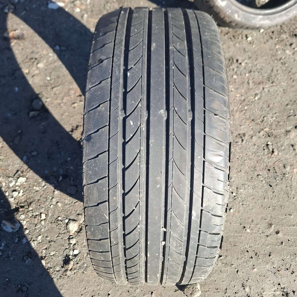 235/35ZR19 91Y XL Nankang Noble Sport NS-20 Käytetty kesärengas 4mm DOT-20