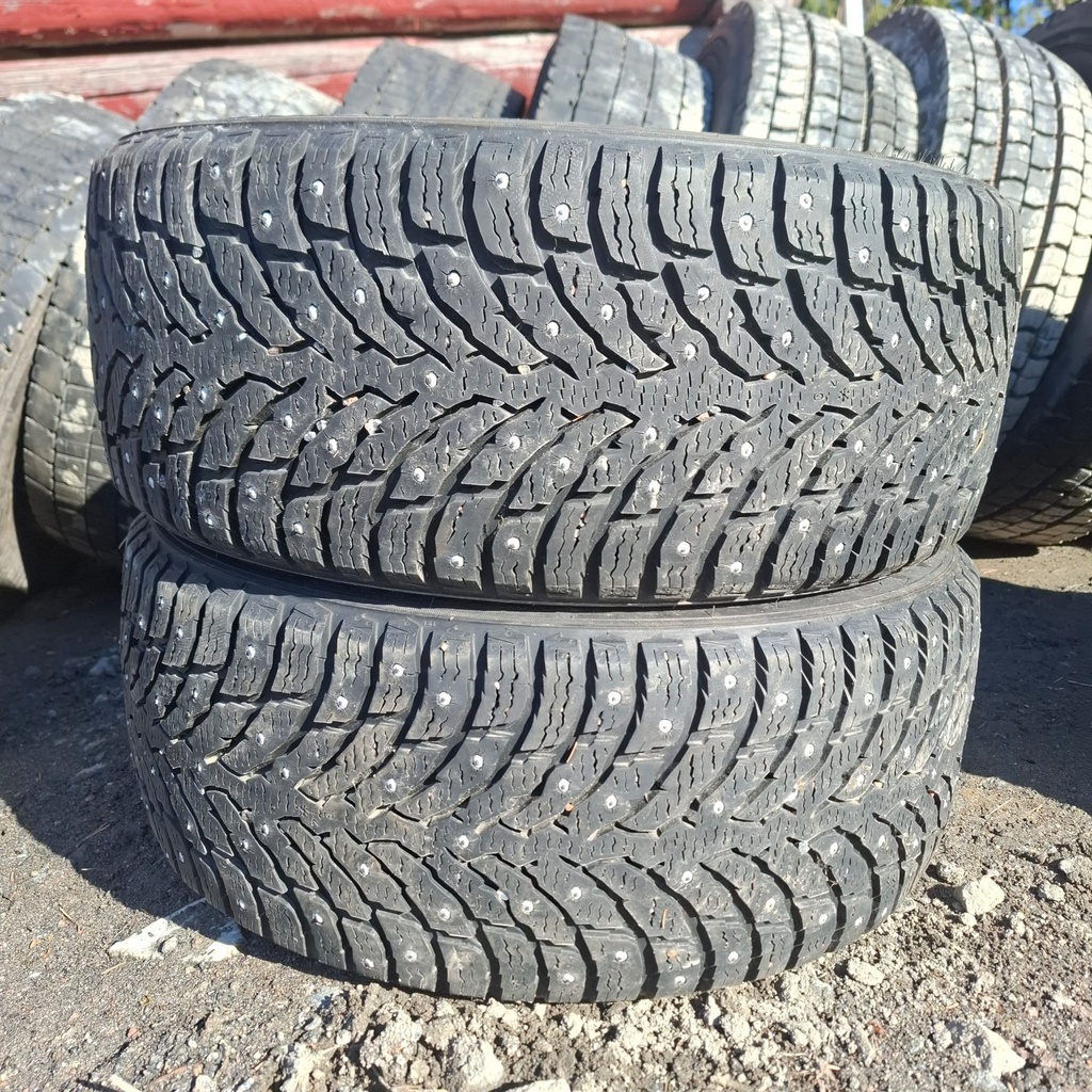 225/45R17 94T XL Nokian Hakkapeliitta 9 Käytetty nastarengas 7mm DOT-17