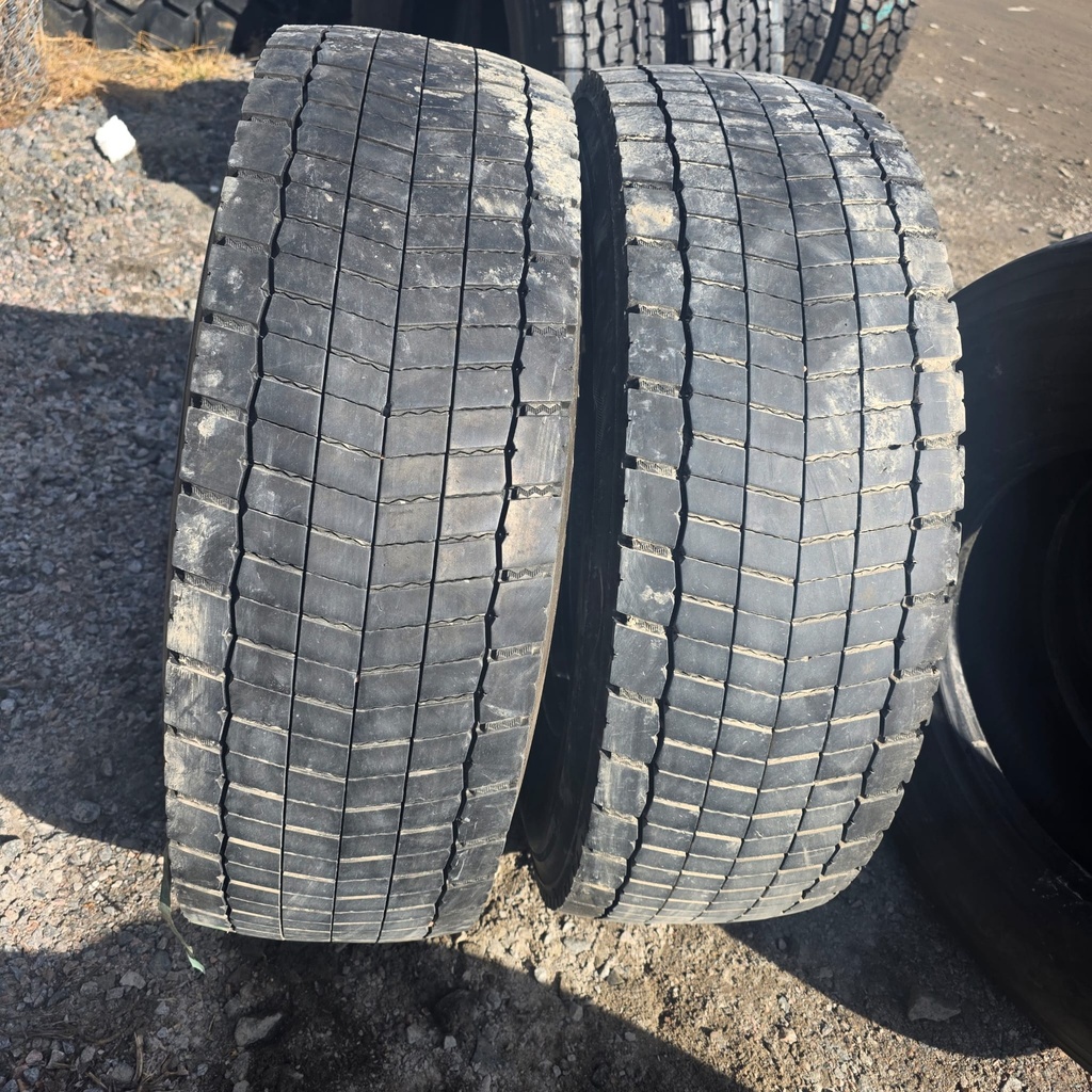 285/70R19.5 146/144M CONTINENTAL HD3 Käytetty KA-rengas Veto DOT-23 12mm