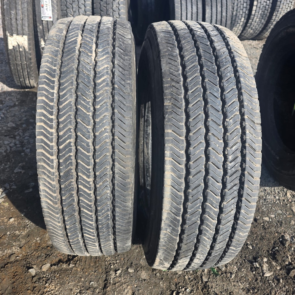 265/70R19.5 140/138M CONTINENTAL SCANDINAVIAN HS3 Käytetty KA-rengas Ohjaava DOT-14 13mm