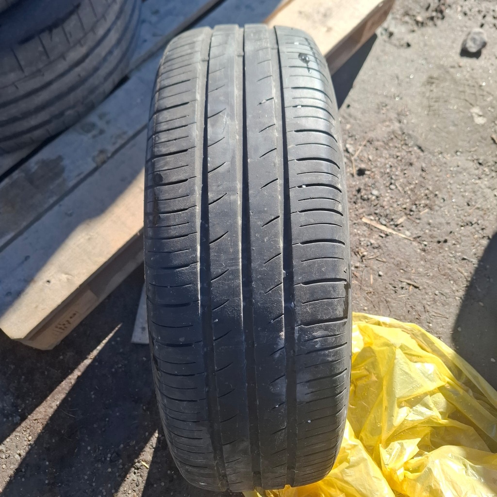 195/65R15 91H Kumho Ecowing ES31 Käytetty kesärengas 4,5mm DOT-20