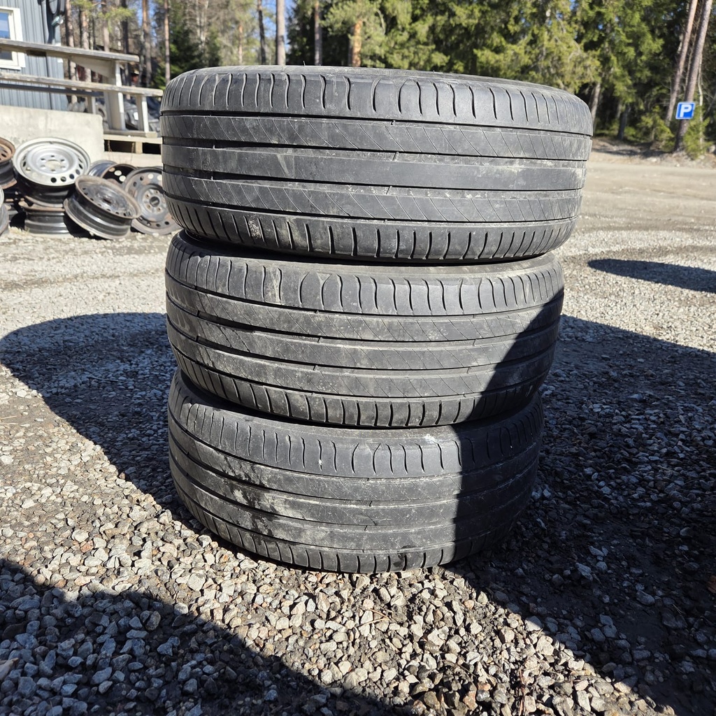 205/55R16 91V Michelin Primacy 4 Käytetty kesärengas 4-6mm DOT-19 ja -20