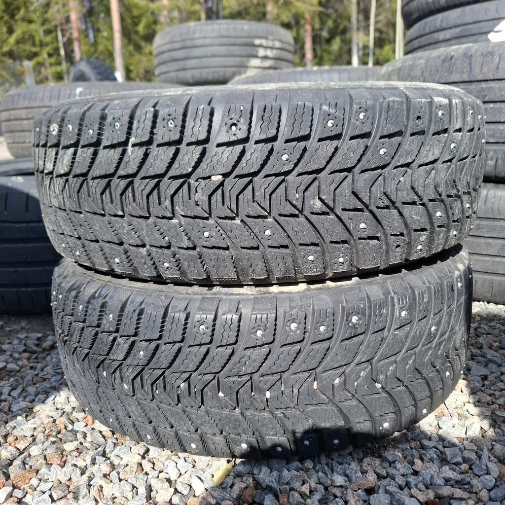 185/60R15 88T Michelin X-Ice North 3 Käytetty nastarengas 8mm DOT-18