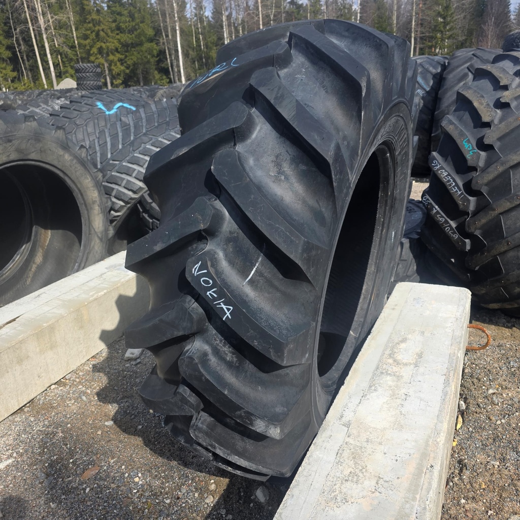 600/70-38 LS-2 164 A8 NOKIA FOREST KING Ajamaton Metsäkonerengas DOT-07 (Kosmeettinen jälki renkaassa)